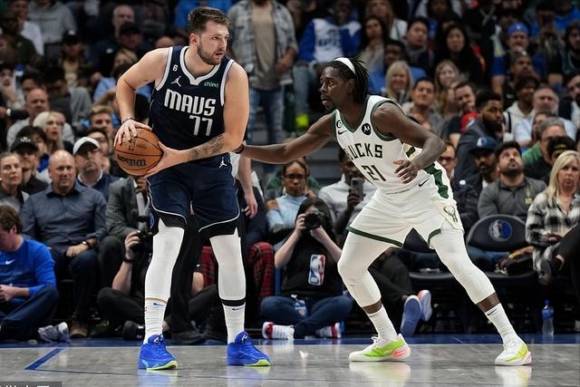 ESPN发布现役NBA球员前十榜单：约基奇三年蝉联第一，詹姆斯等人意外缺席